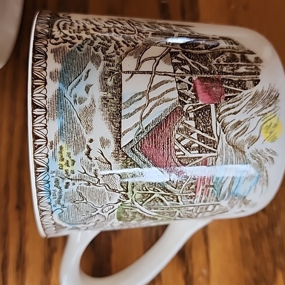 (3) Friendly Village Covered Bridge Set Of 3 Mugs (EUC) Johnson Bros. England - Picture 3 of 5